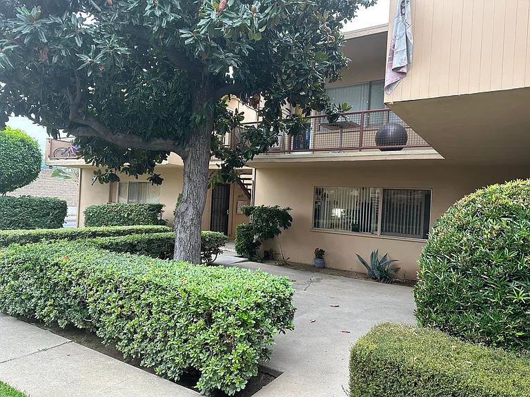 2815 W Ramona Rd — Photo 6