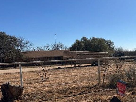3rd image of 217 County Road 217
