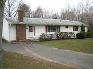 8 Gregory Rd, Wallingford, CT 06492