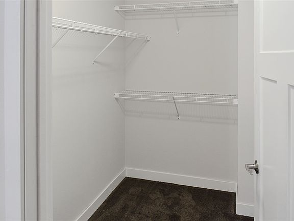 4th image of 1325 Bunker Hl #1102