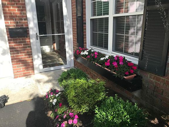 0E991581-607E-4442-A0EE-3B7DAFEFBCA2