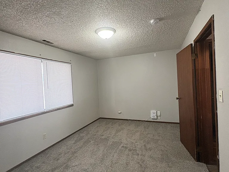 2113 College St #13 — Photo 1