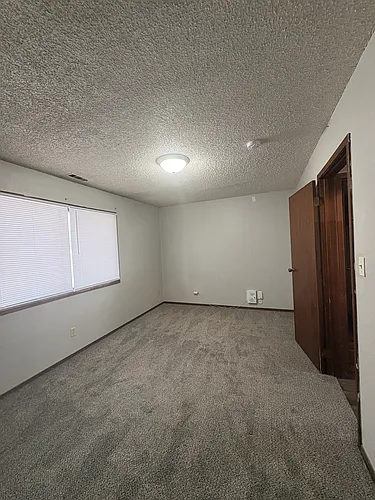 2113 College St Photo 1