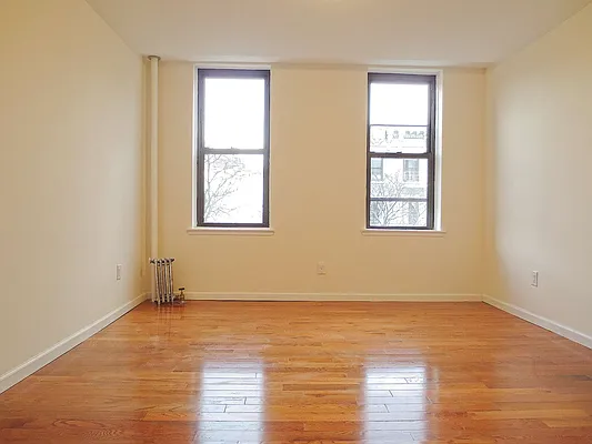 Rented by Compass | media 14