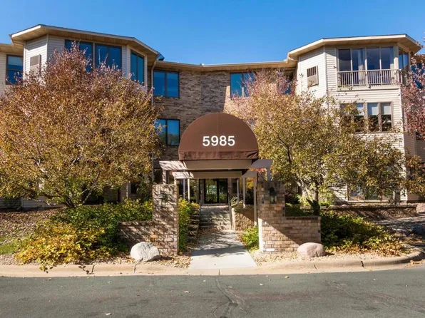 5985 Rowland Rd APT 307, Minnetonka, MN 55343
