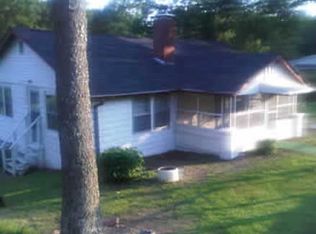 435 W Queen St, Pendleton, SC 29670