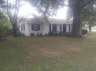 1100 Vaughn Dr, Athens, AL 35611