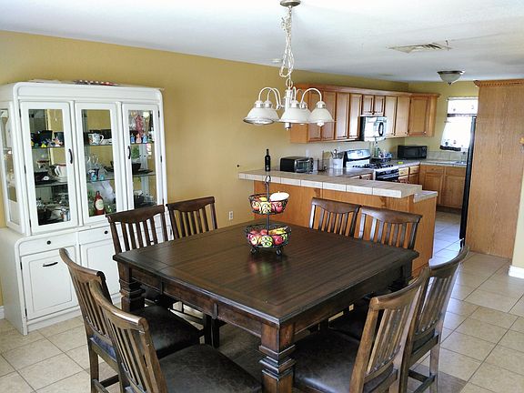 2nd image of 1431 Tule Ct