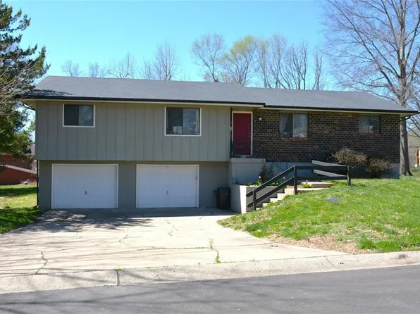 412-414 Jamison Dr, Bonner Springs, KS 66012
