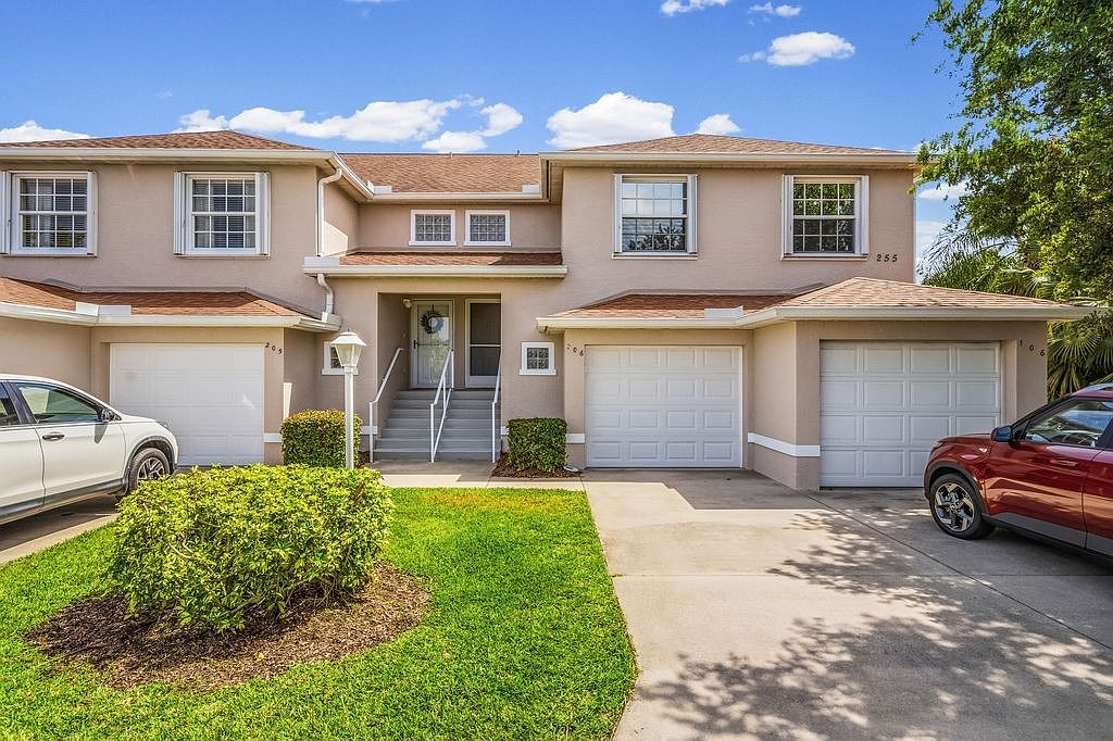 255 Grand Royale Cir APT 206