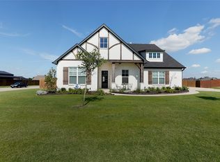 8908 Lazy Oak Dr, Justin, TX 76247
