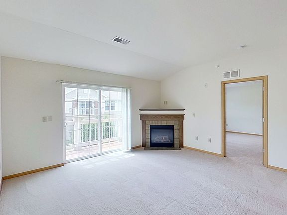 5th image of 645 Cedar Bluffs Way APT 38