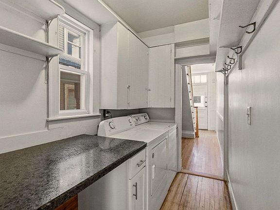 4th image of 514 Middle St #1