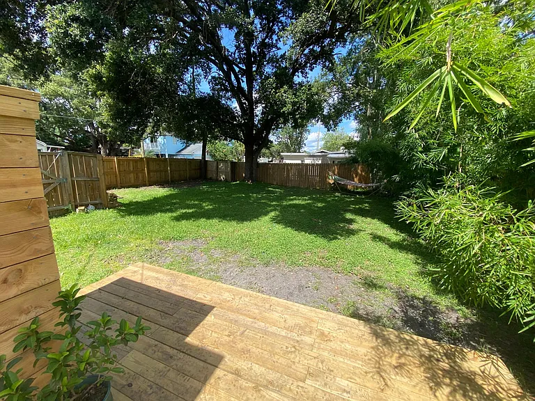 37 W Preston St — Photo 16