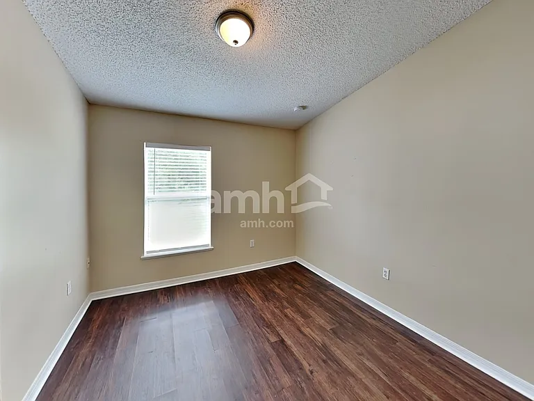 2032 Corner Glen Dr — Photo 20