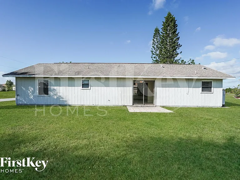 2603 NE 4th Ave — Photo 15
