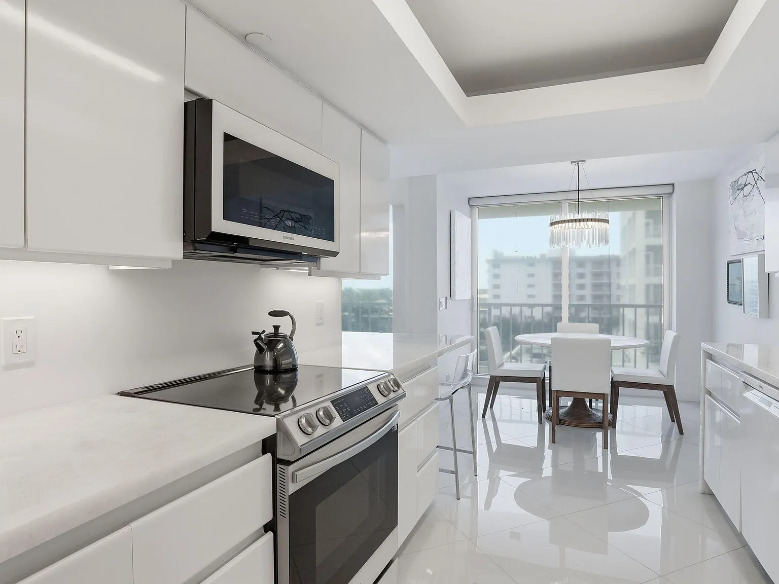 Villa Costa Cond Unit 602 — Photo 2