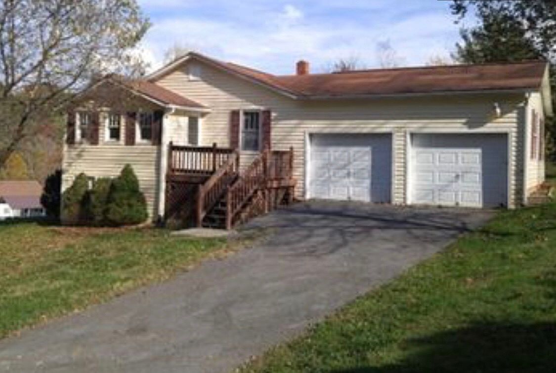 2634 Old Highway 19, Cedar Bluff, VA 24609 Zillow