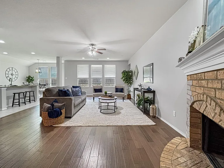 4408 Dashland Dr — Photo 7