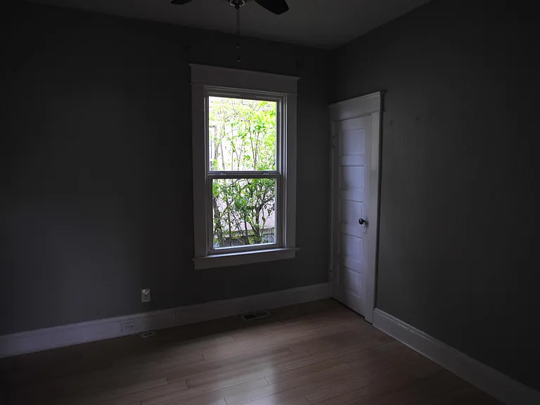 7030 SE Raymond Ct — Photo 21