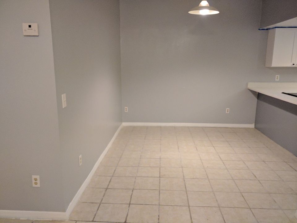 941 dining room