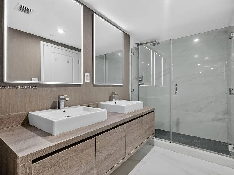 400 Sunny Isles Blvd #1207 — Photo 39