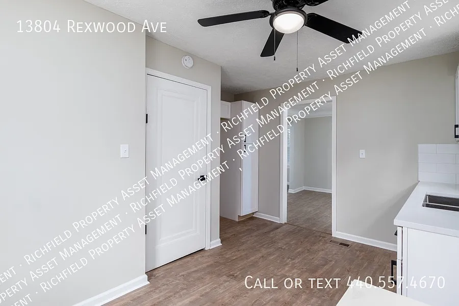 2 bed, 1.0 bath, 1149 sqft, $1,570 — Photo 4