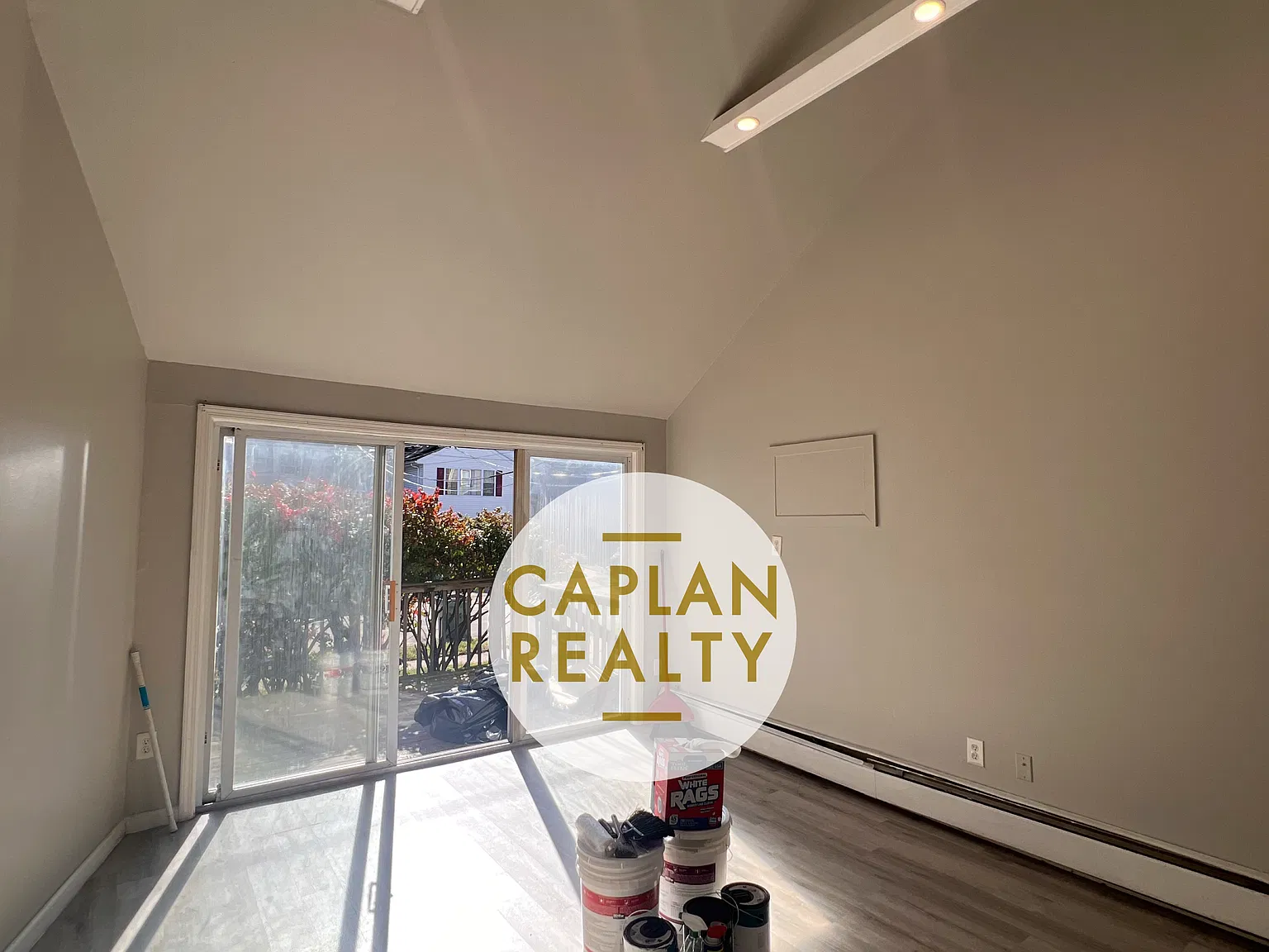 1 bed, 1.5 bath, $1,650 — Photo 4