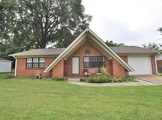402 11th Ave N, Amory, MS 38821