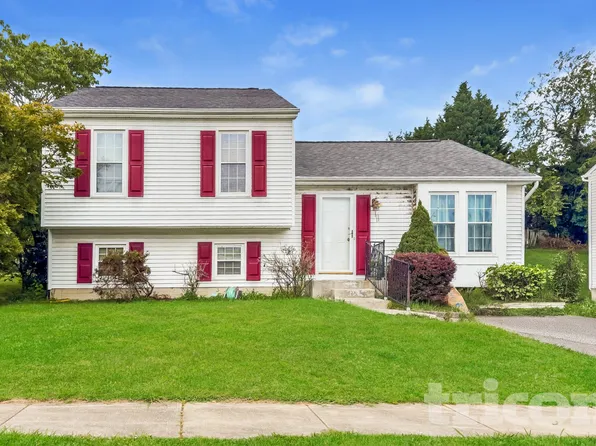 5920 Manor House Ln, Baltimore, MD 21225