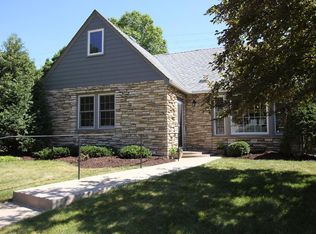 1780 Highland Pkwy, Saint Paul, MN 55116