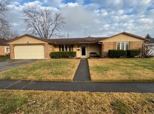 1108 Warburton Dr, Dayton, OH 45426