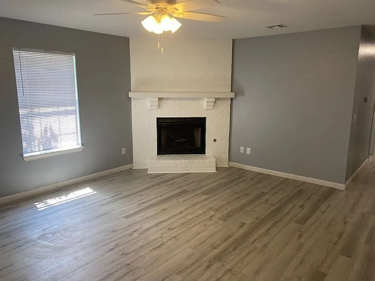 126 S Killdeer Dr — Photo 3