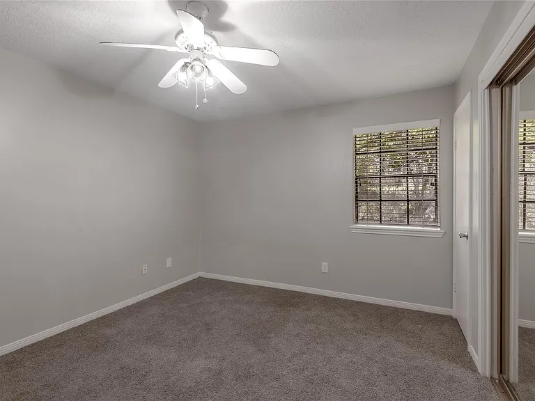 2401 Sycamore Ave #C2 — Photo 20