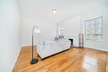 Rented by Living New York