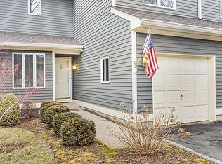 40 Inverrary Pl, Annandale, NJ 08801