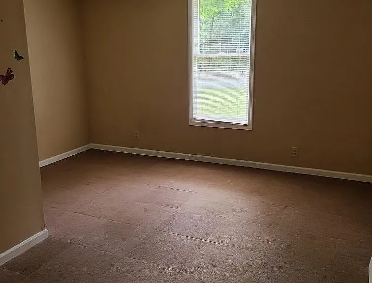 5522 G St — Photo 7
