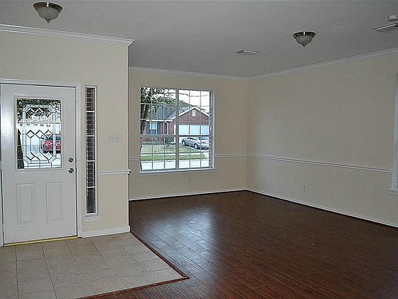 2nd image of 1314 Chalk Rock Dr