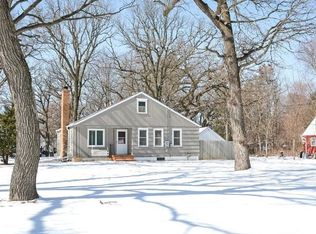 6900 Pleasant View Dr, Mounds View, MN 55112