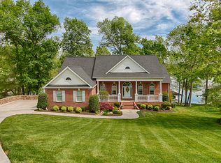 240 High Pointe Village Way, Kingston, TN 37763