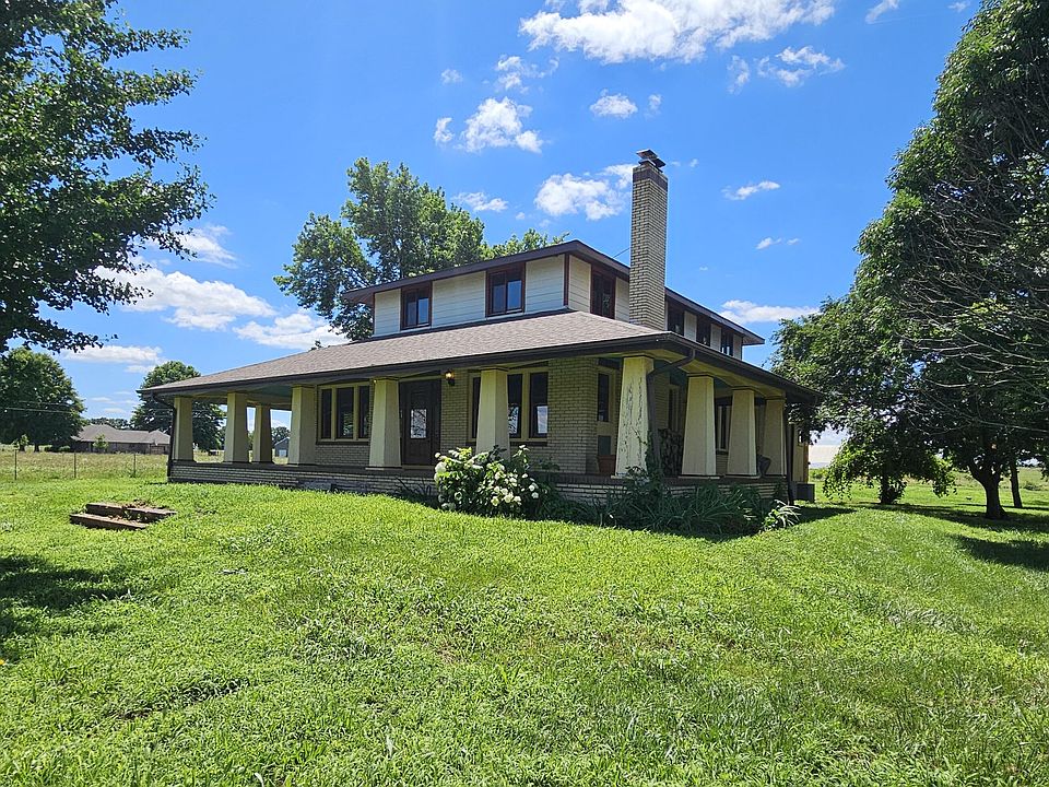 1st image of 1904 Barnett Road