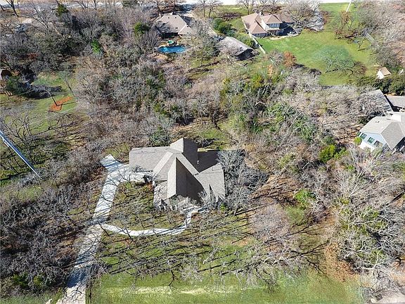 5th image of 1652 Creekside Dr