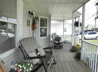 1406 W Collins St, Flatwoods, KY 41139