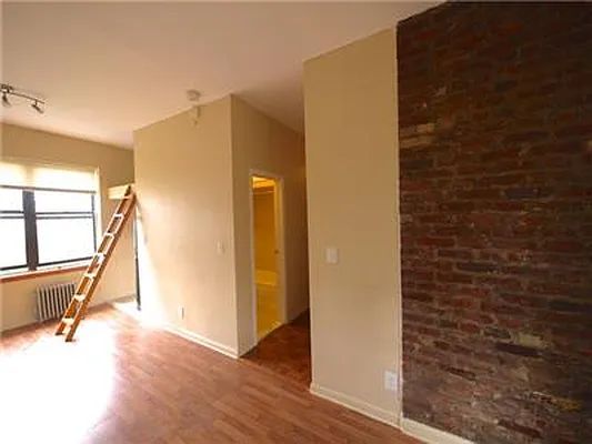 Rented by New York Residence | media 7