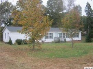 40662 Hearne Rd, New London, NC 28127