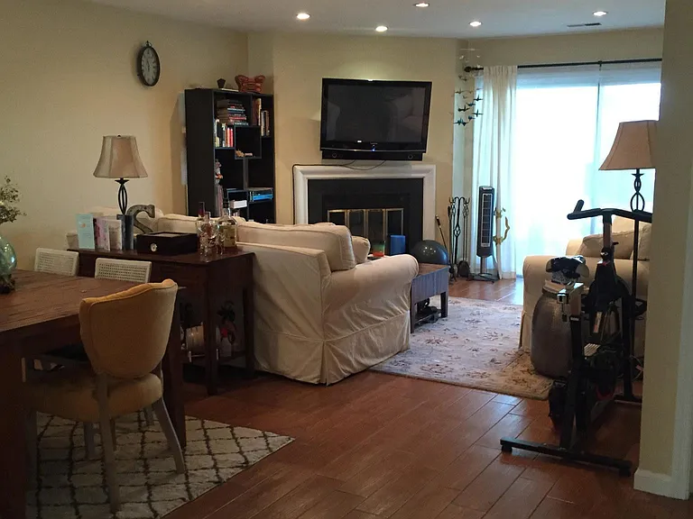 2857 Yarling Ct — Photo 6