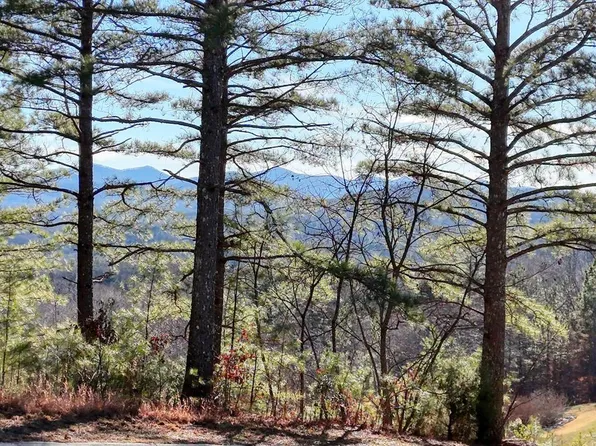 26 Sunset Ct, Blairsville, GA 30512