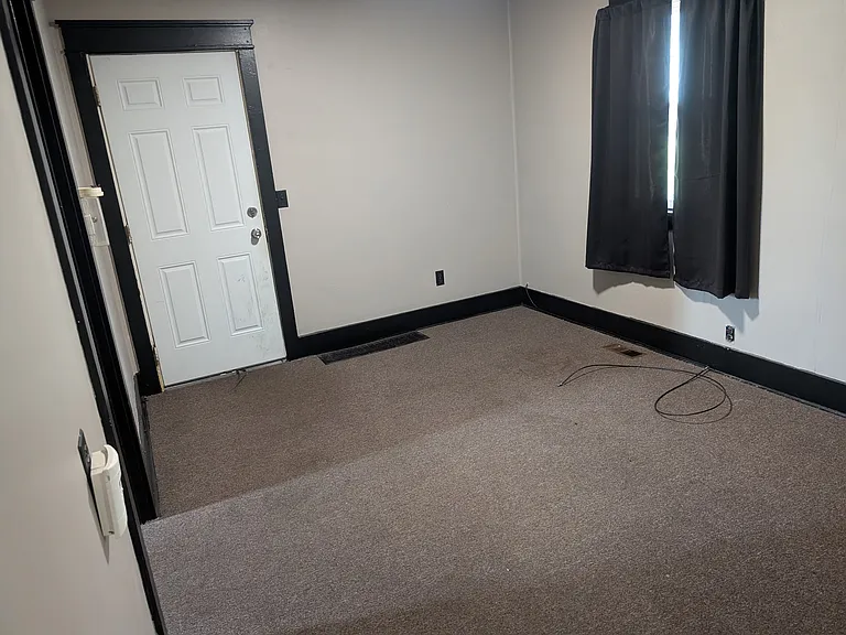 Living Room Pic 2
