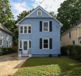28 Ward Place, West Haven, CT, 06516