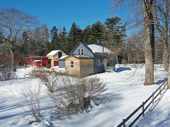 4th image of 104 Mount Pleasant Rd